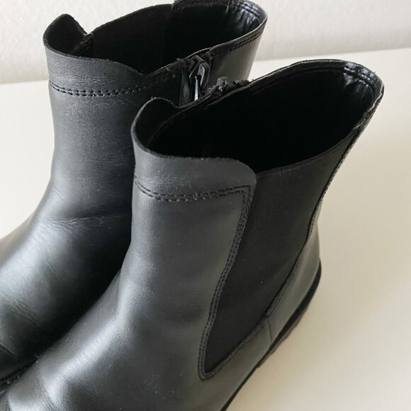 Franco Sarto Women's Carian Leather Block Heel Ankle Boots Lug Sole Size 8.5 - Picture 3 of 14